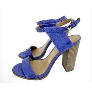 Coach! Gorgeous perwinkle block heel sandals